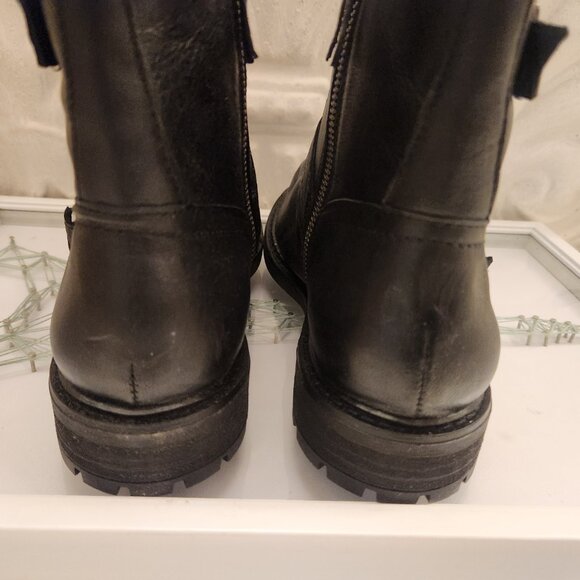 NEW SOFFT women's "Lalana" boots in black. Leather. NIB. Size 9 - Picture 7 of 11